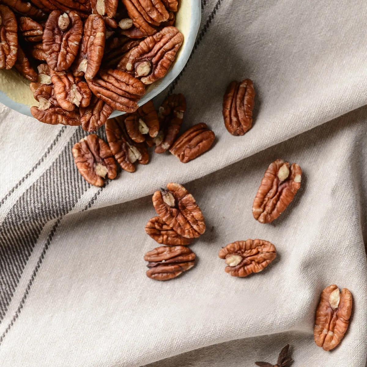 Maker’s Mark bourbon food recipe - Bourbon Pecan Pie ingredients