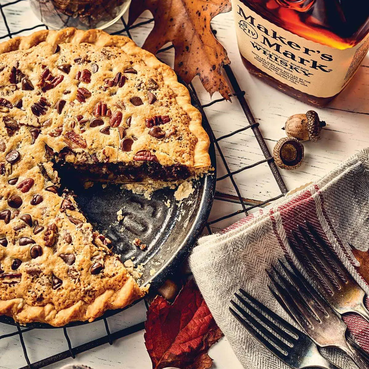 Maker’s Mark bourbon food recipe - Bourbon Pecan Pie preparation instructions