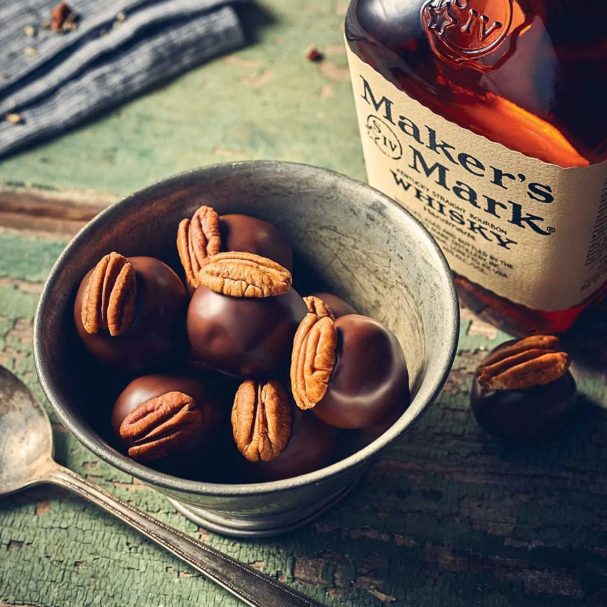 Maker’s Mark bourbon food recipe - Bourbon Balls preparation instructions